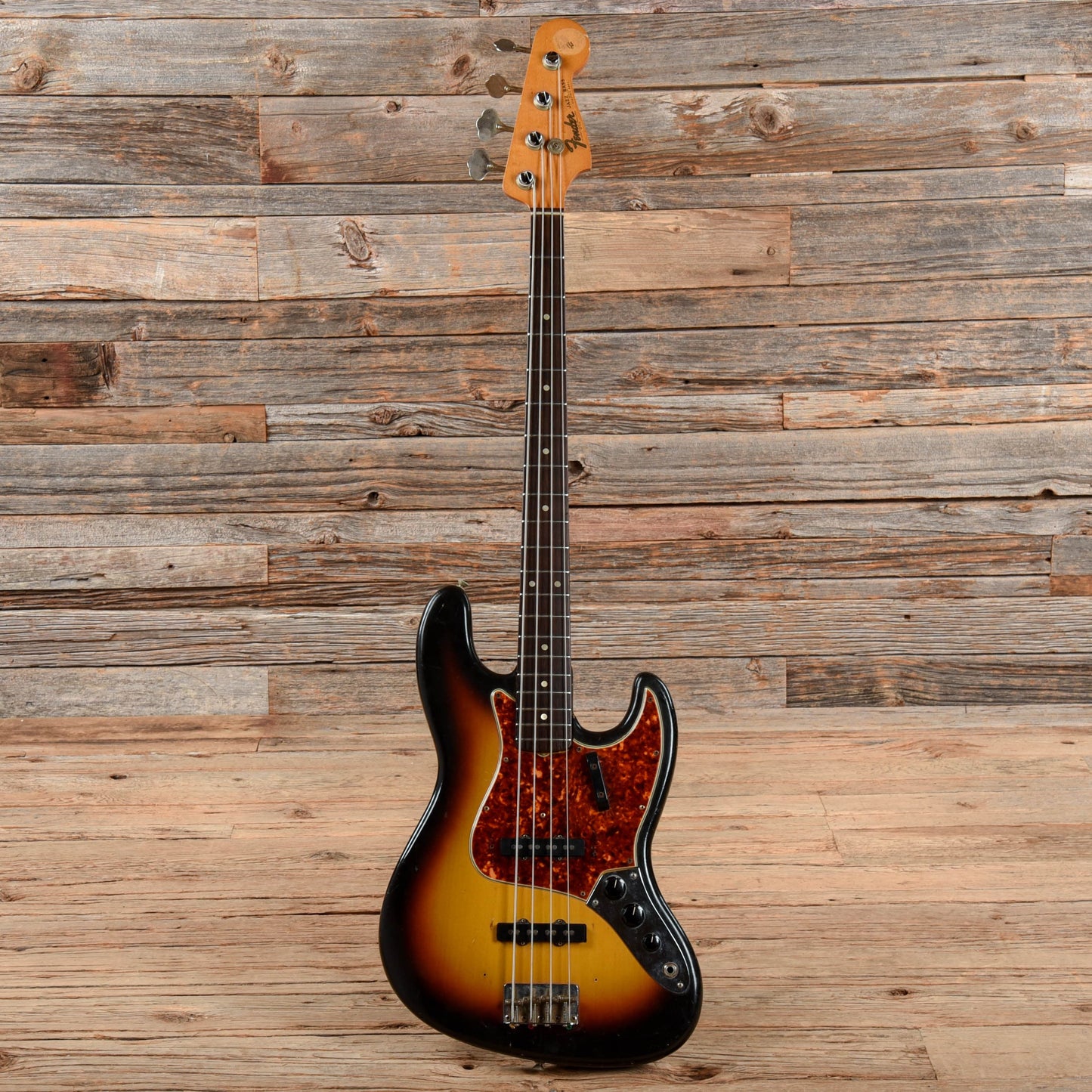 Fender Jazz Bass Sunburst 1964 Bass Guitars / 4-String