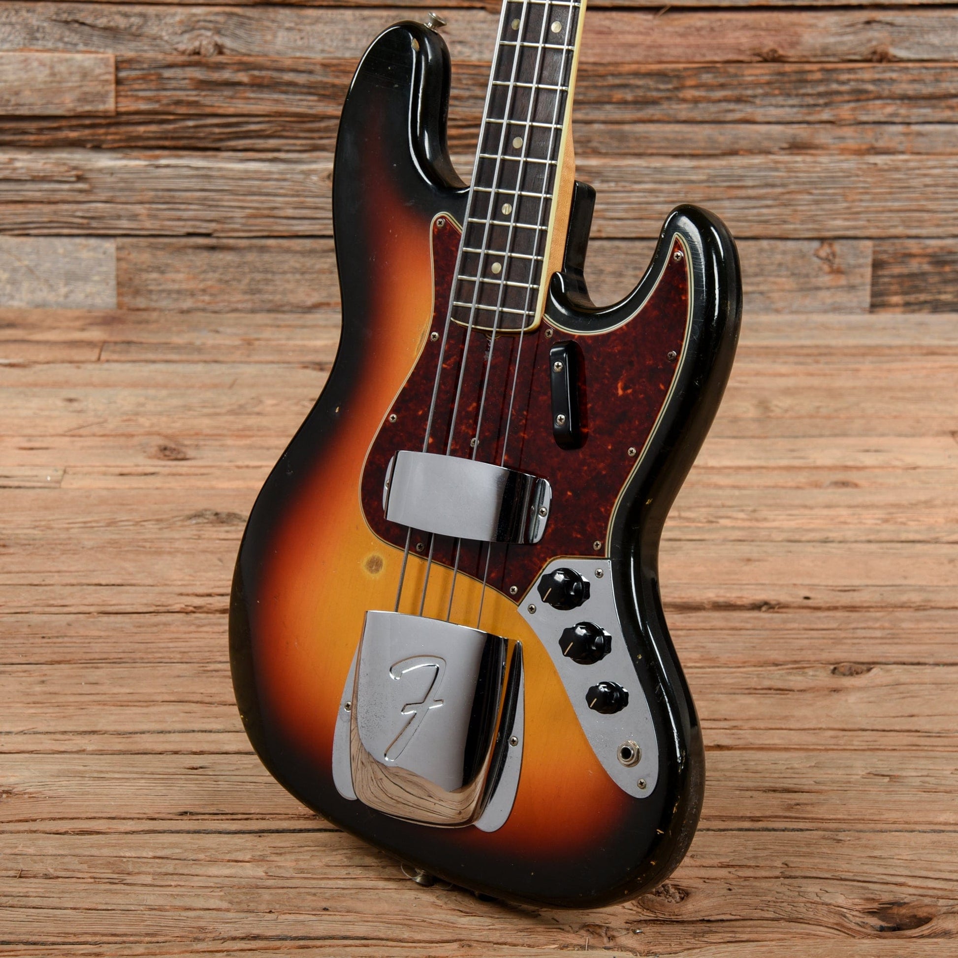 Fender Jazz Bass Sunburst 1966 Bass Guitars / 4-String