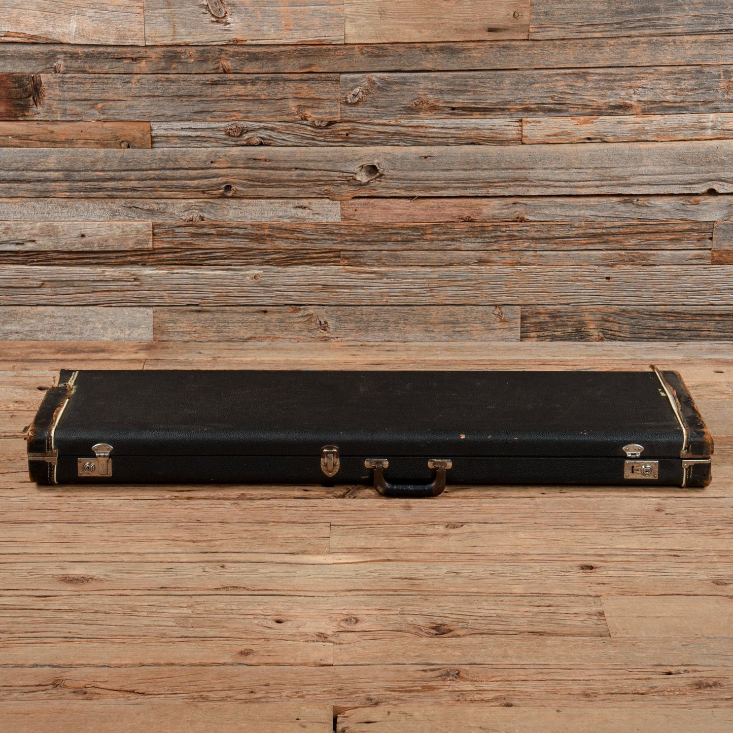 Fender Jazz Bass Sunburst 1966 Bass Guitars / 4-String