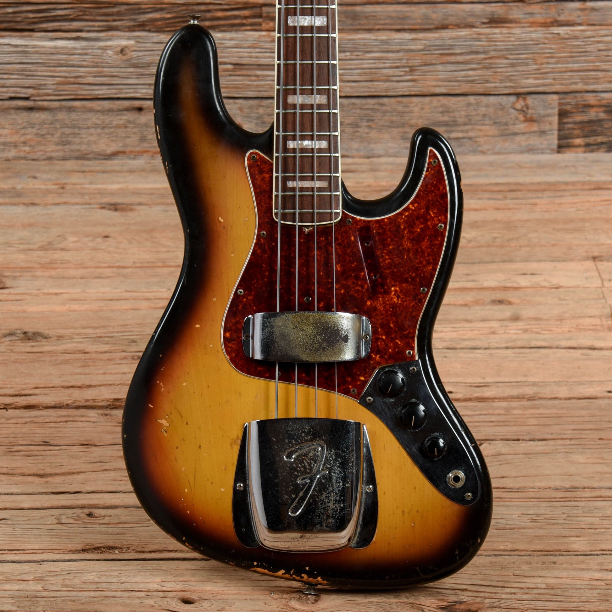 Fender Jazz Bass Sunburst 1969 Bass Guitars / 4-String