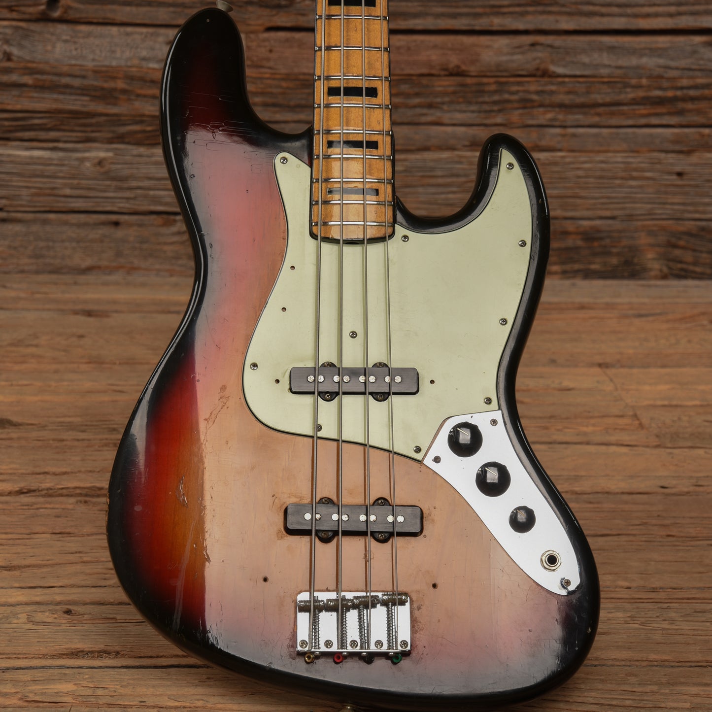 Fender Jazz Bass Sunburst 1972 Bass Guitars / 4-String