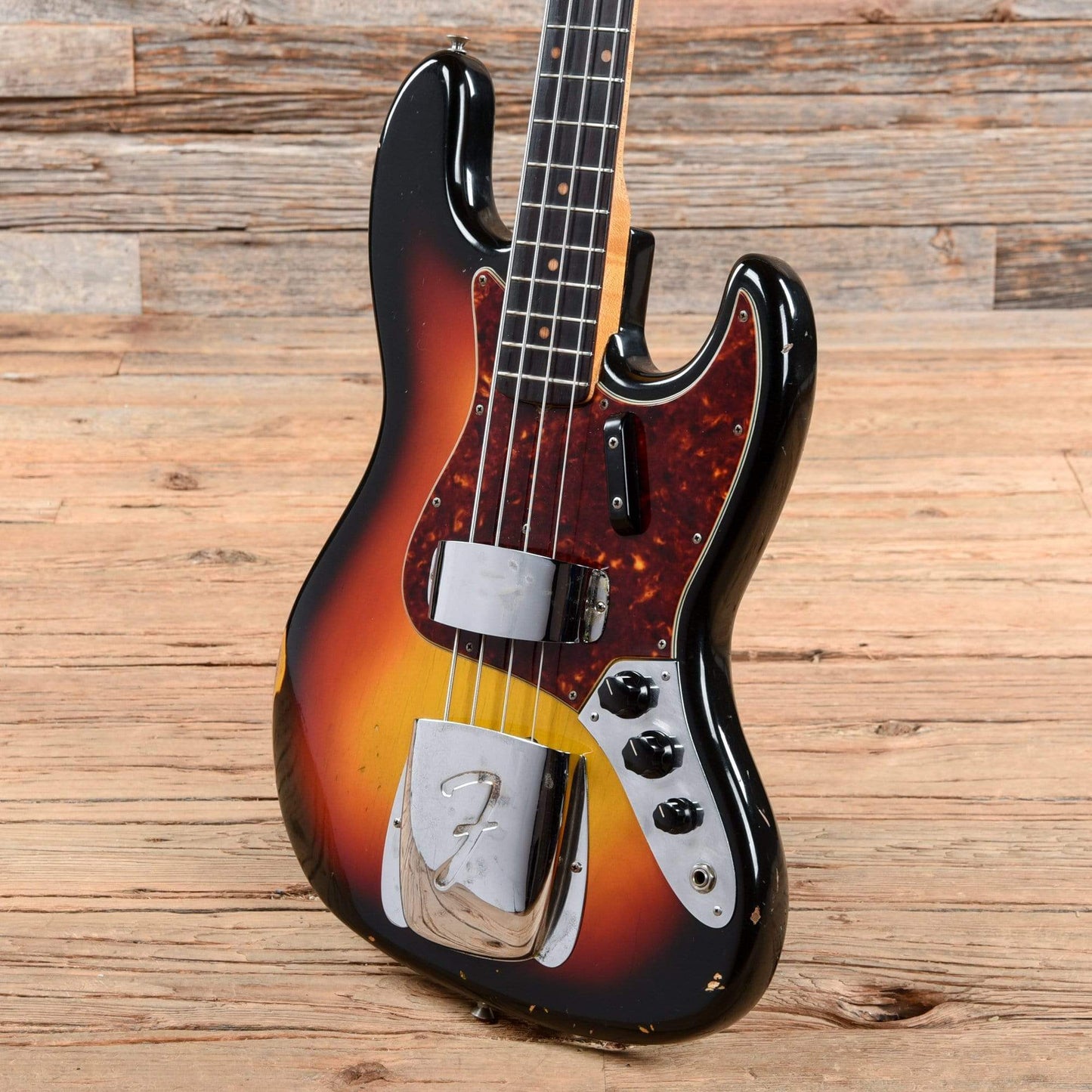 Fender Jazz Bass Sunburst Refin 1962 Bass Guitars / 4-String