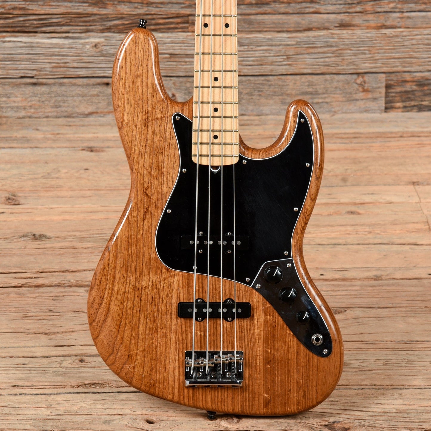 Fender Limited Edition Roasted Ash American Professional Jazz Bass Natural 2018 Bass Guitars / 4-String