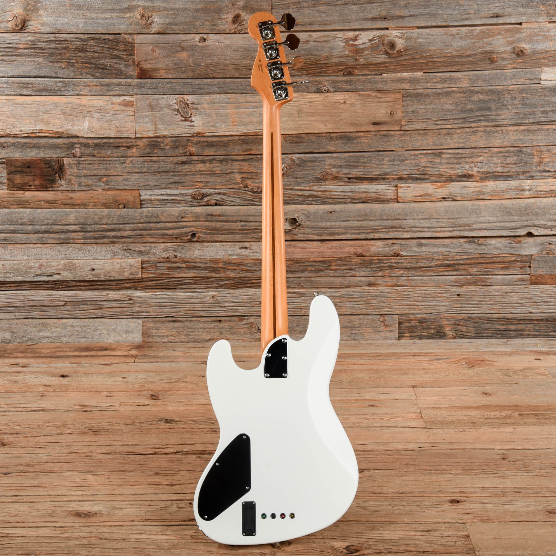 Fender MIJ Elemental Jazz Bass Nimbus White 2022 Bass Guitars / 4-String