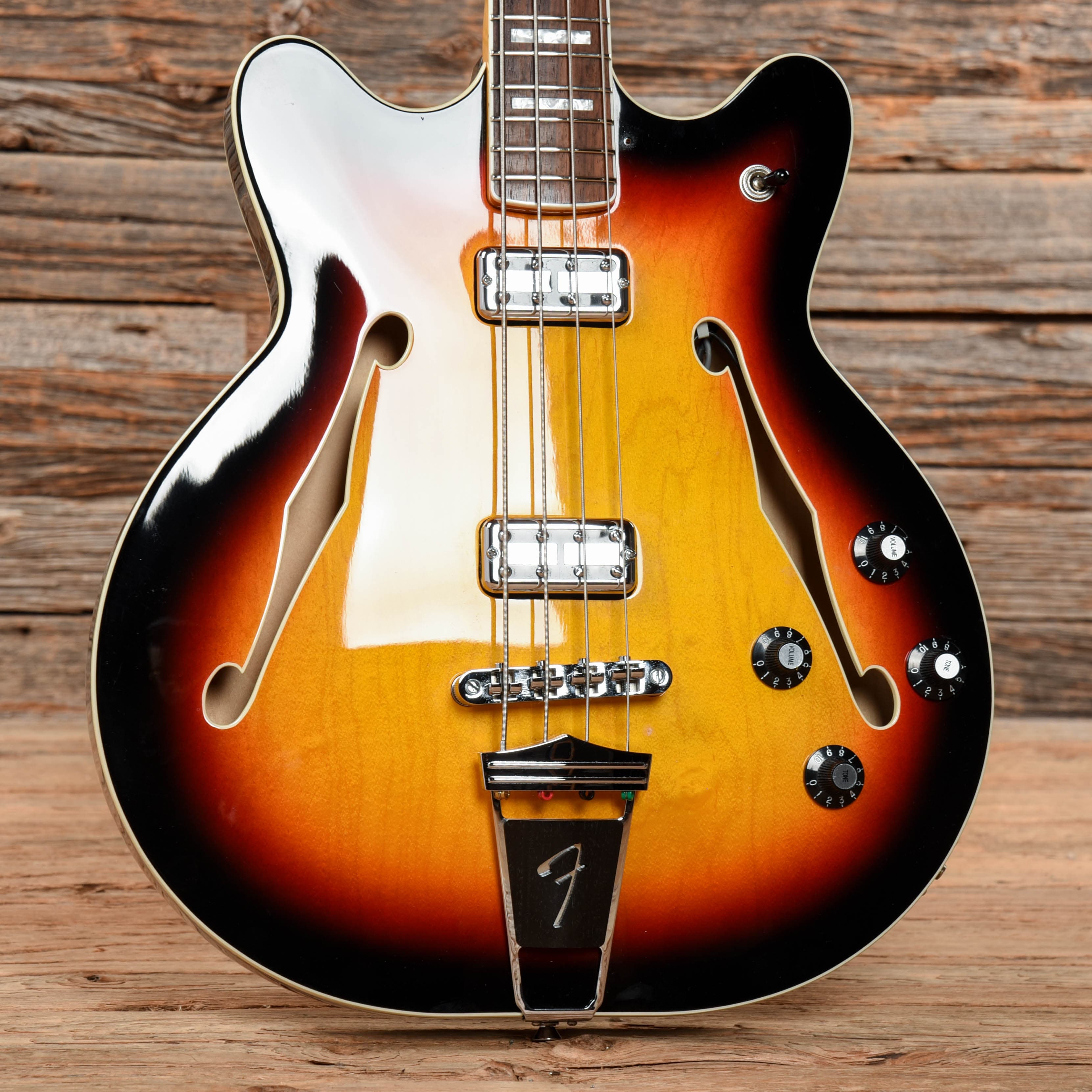 ベース Fender Modern Player Coronado Bass II Fender Modern Player Coronado Bass II 3 Color Sunburst 2013