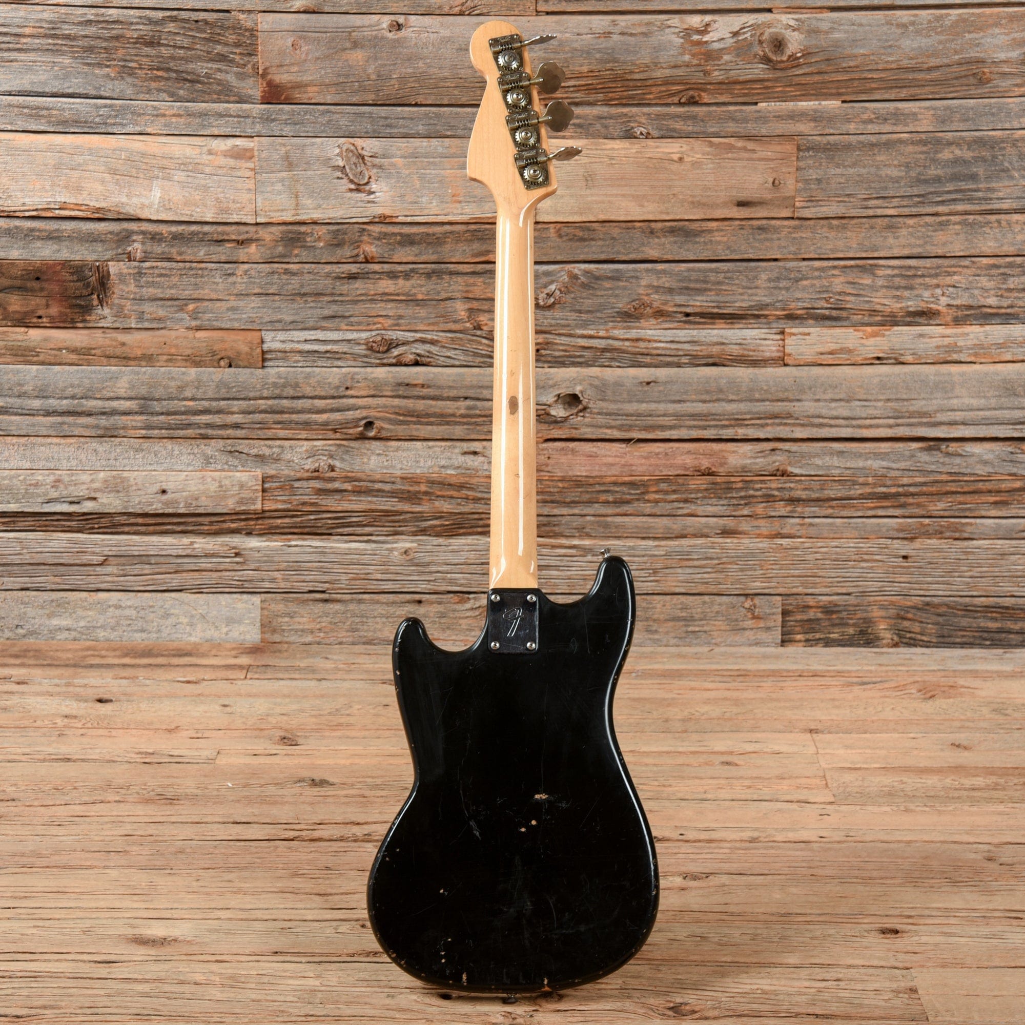 Fender Musicmaster Bass Black 1979 – Chicago Music Exchange