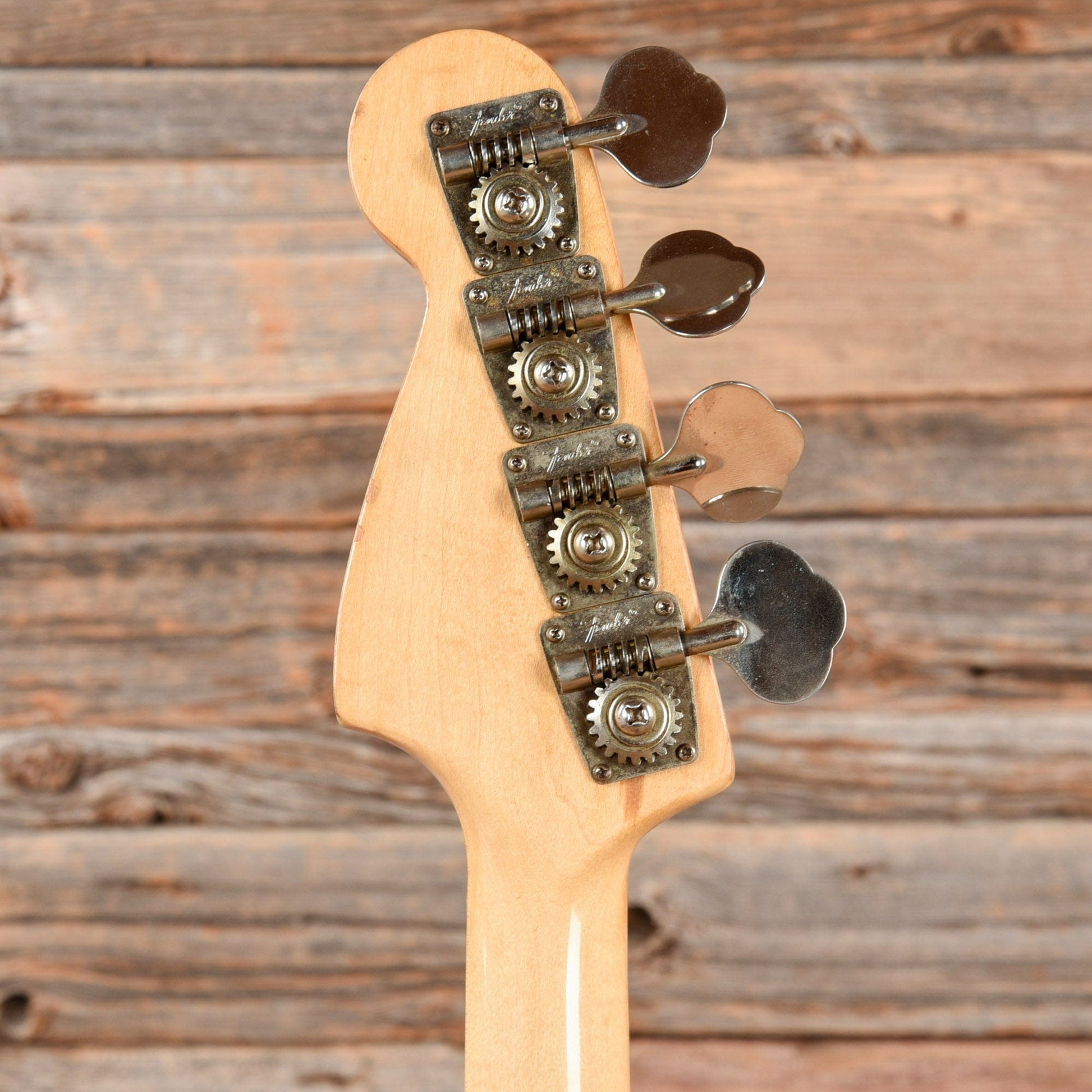 Fender Musicmaster Bass Natural Refin 1978 Bass Guitars / 4-String