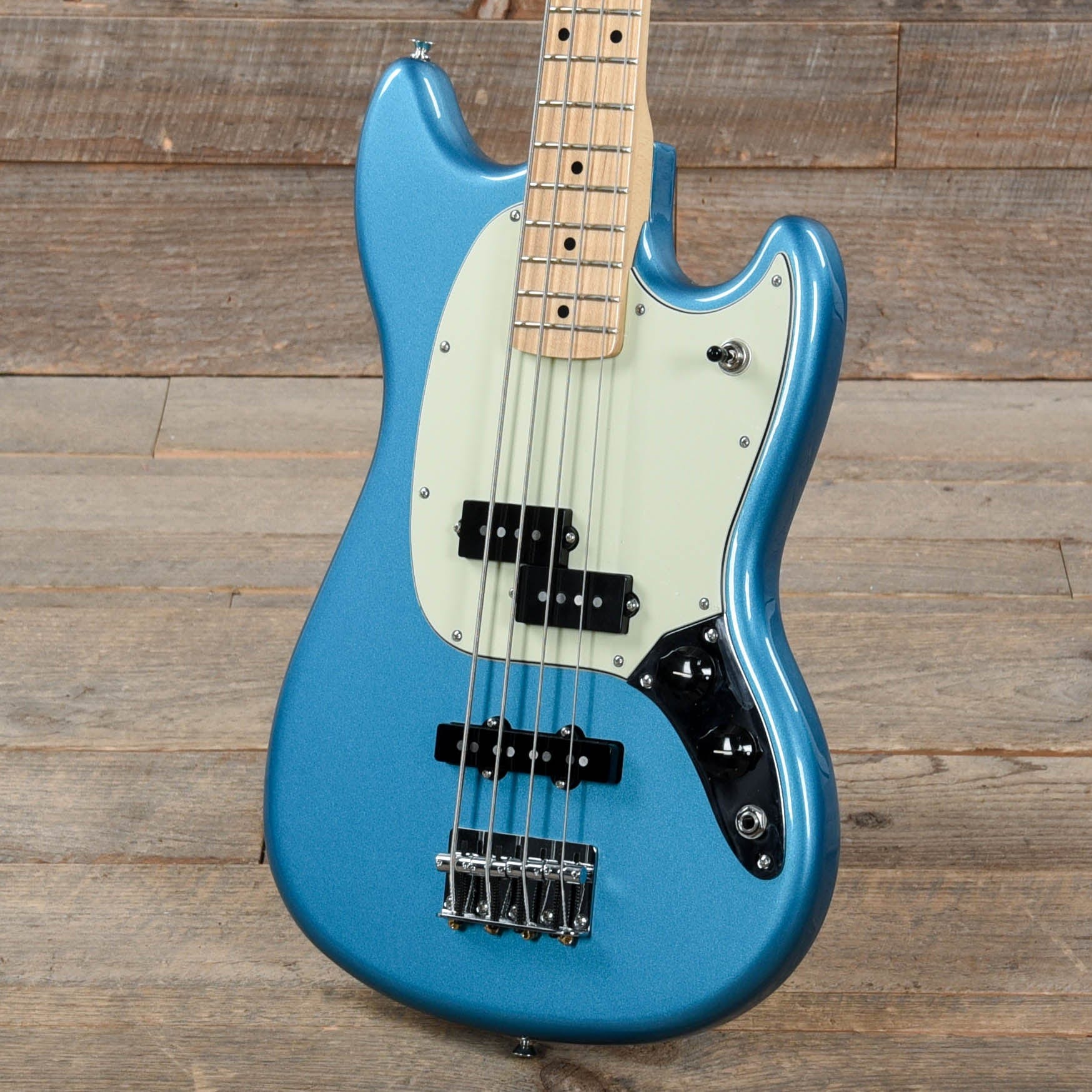 Fender Player Mustang Bass PJ Lake Placid Blue w/3-Ply Mint Pickguard Bass Guitars / 4-String