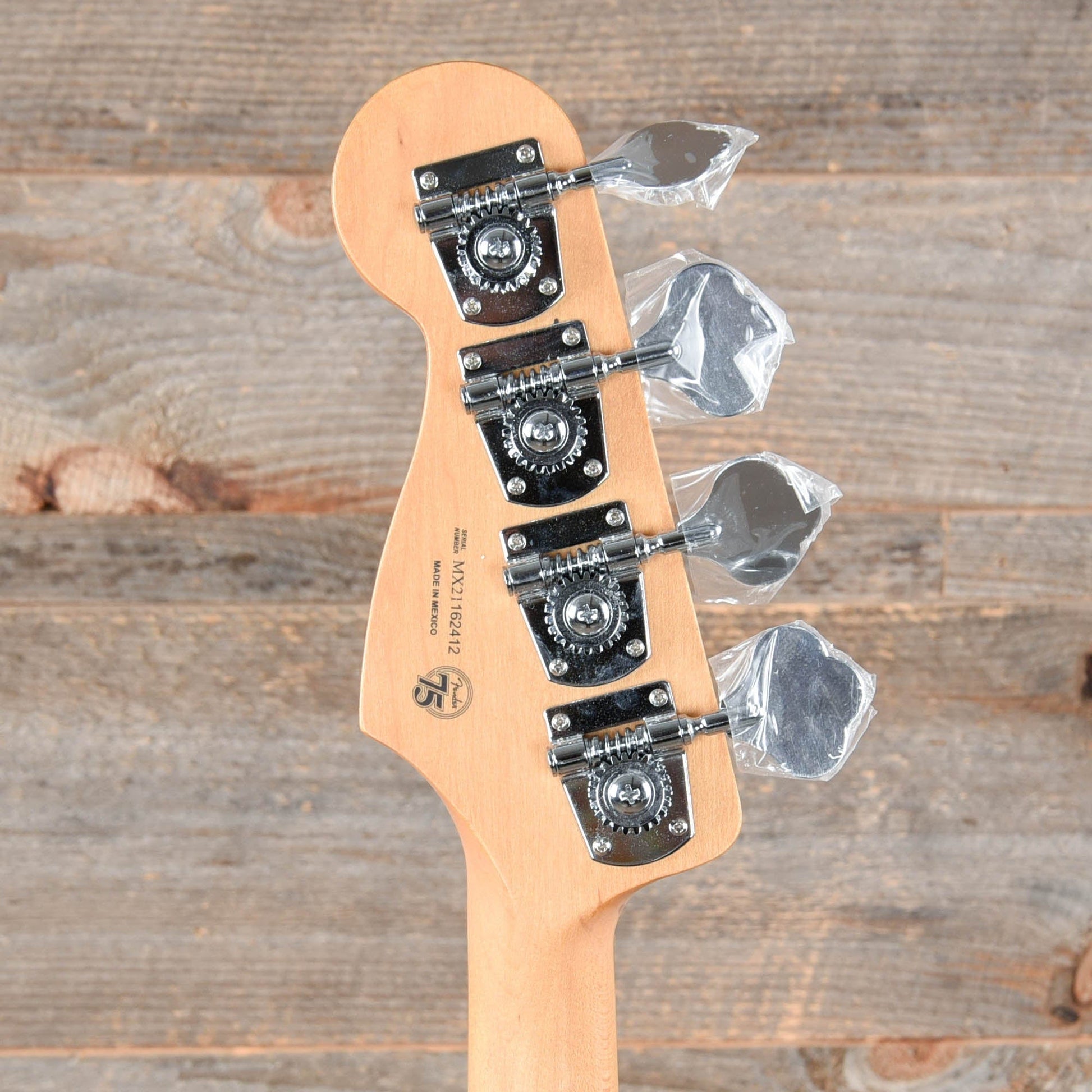 Fender Player Plus Active Jazz Bass 3-Color Sunburst Bass Guitars / 4-String