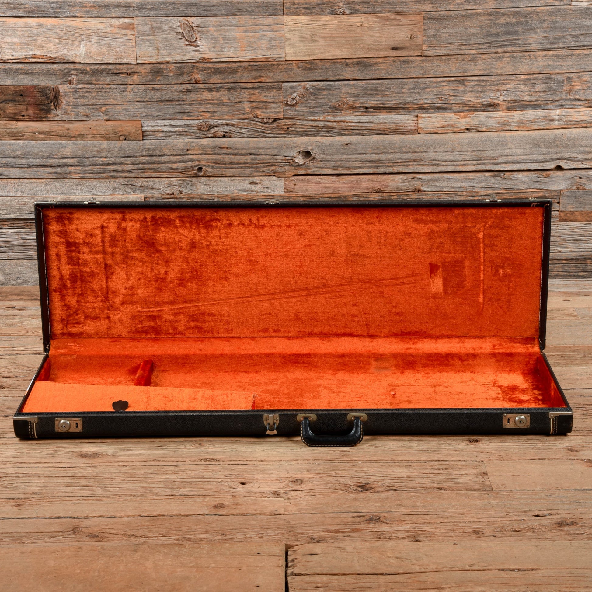 Fender Precision Bass 3 Color Sunburst 1972 Bass Guitars / 4-String