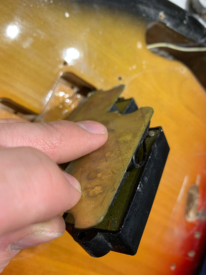 Fender Precision Bass 3 Color Sunburst 1972 Bass Guitars / 4-String