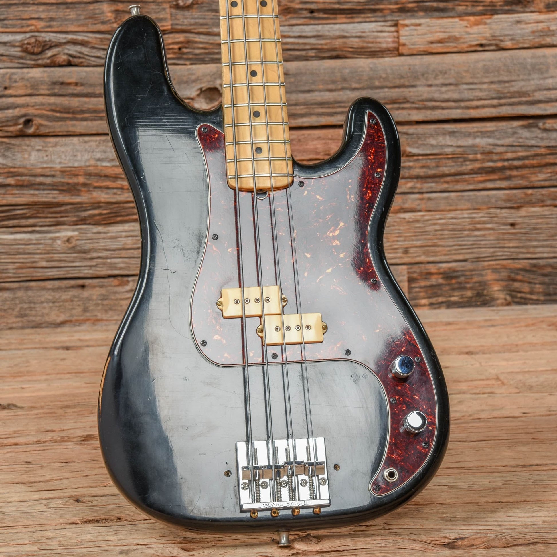 Fender Precision Bass Black 1976 Bass Guitars / 4-String