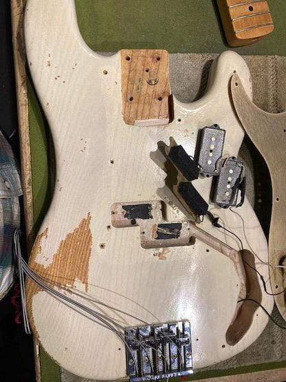 Fender Precision Bass Blonde Refin 1973 Bass Guitars / 4-String