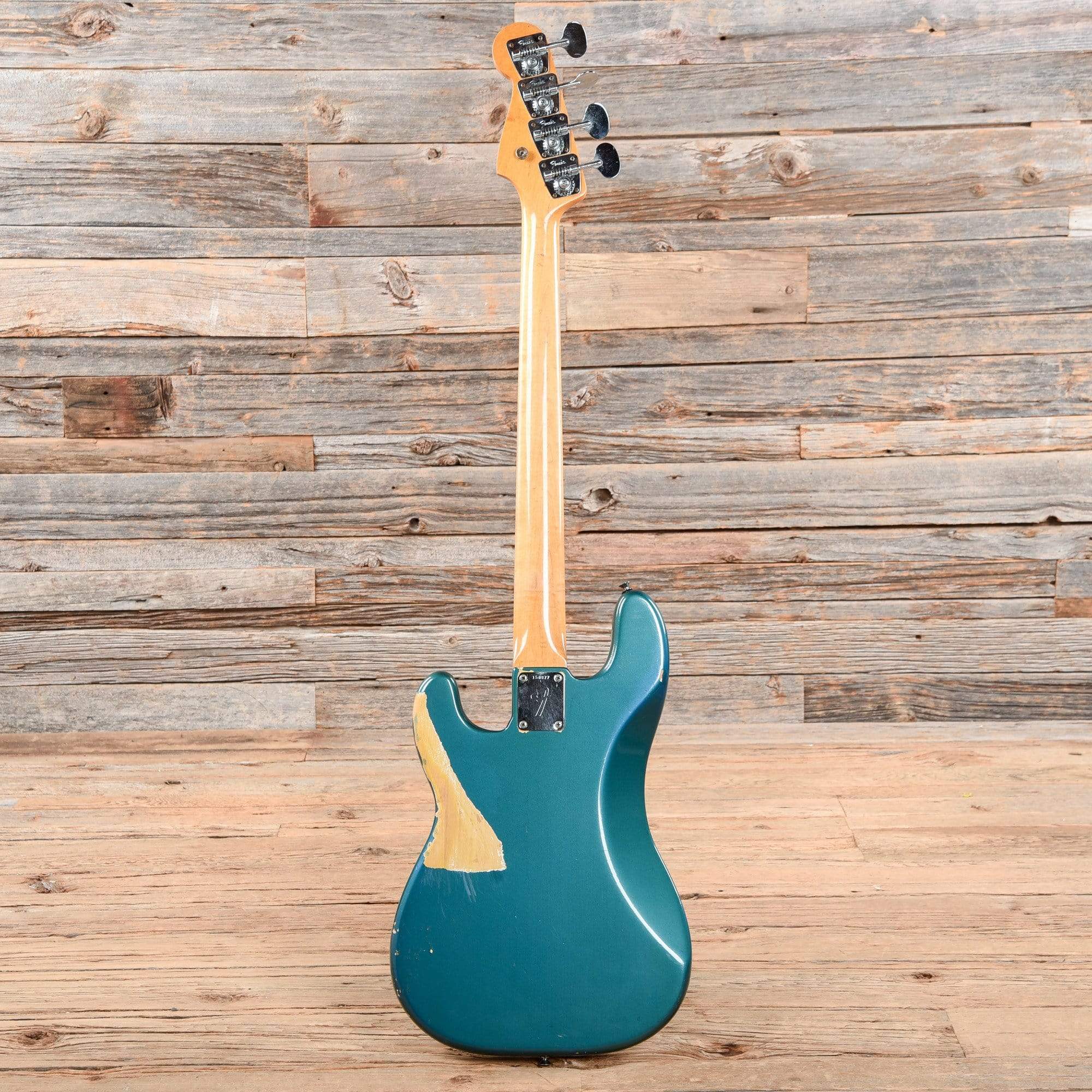 Fender Precision Bass Lake Placid Blue 1966 – Chicago Music Exchange