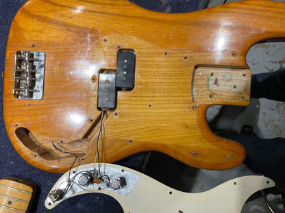 Fender Precision Bass Natural 1973 Bass Guitars / 4-String