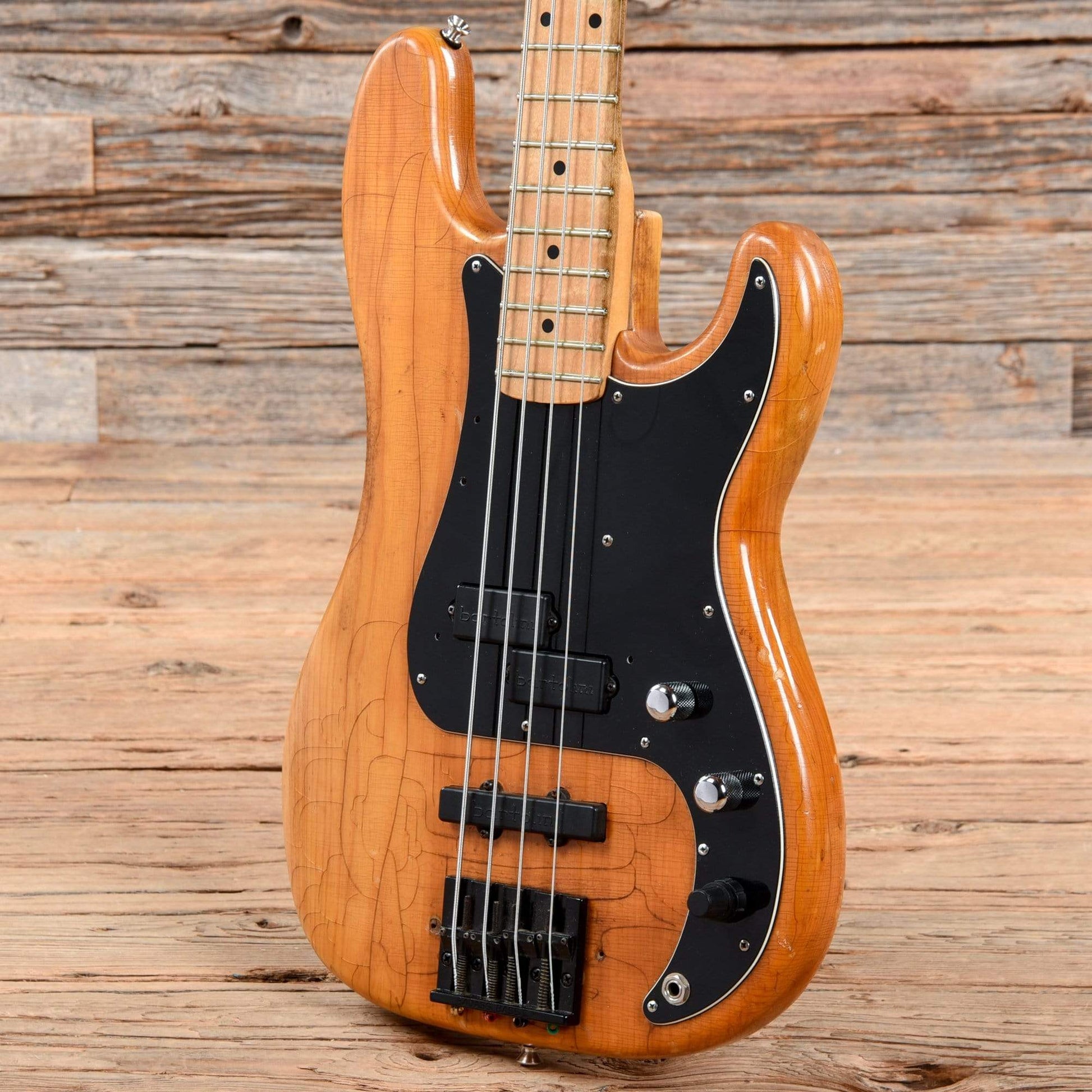 Fender Precision Bass Natural 1977 Bass Guitars / 4-String