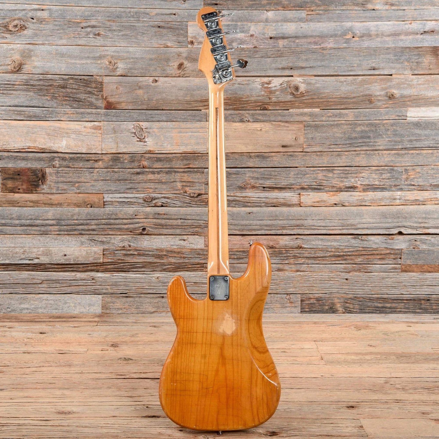 Fender Precision Bass Natural 1977 Bass Guitars / 4-String