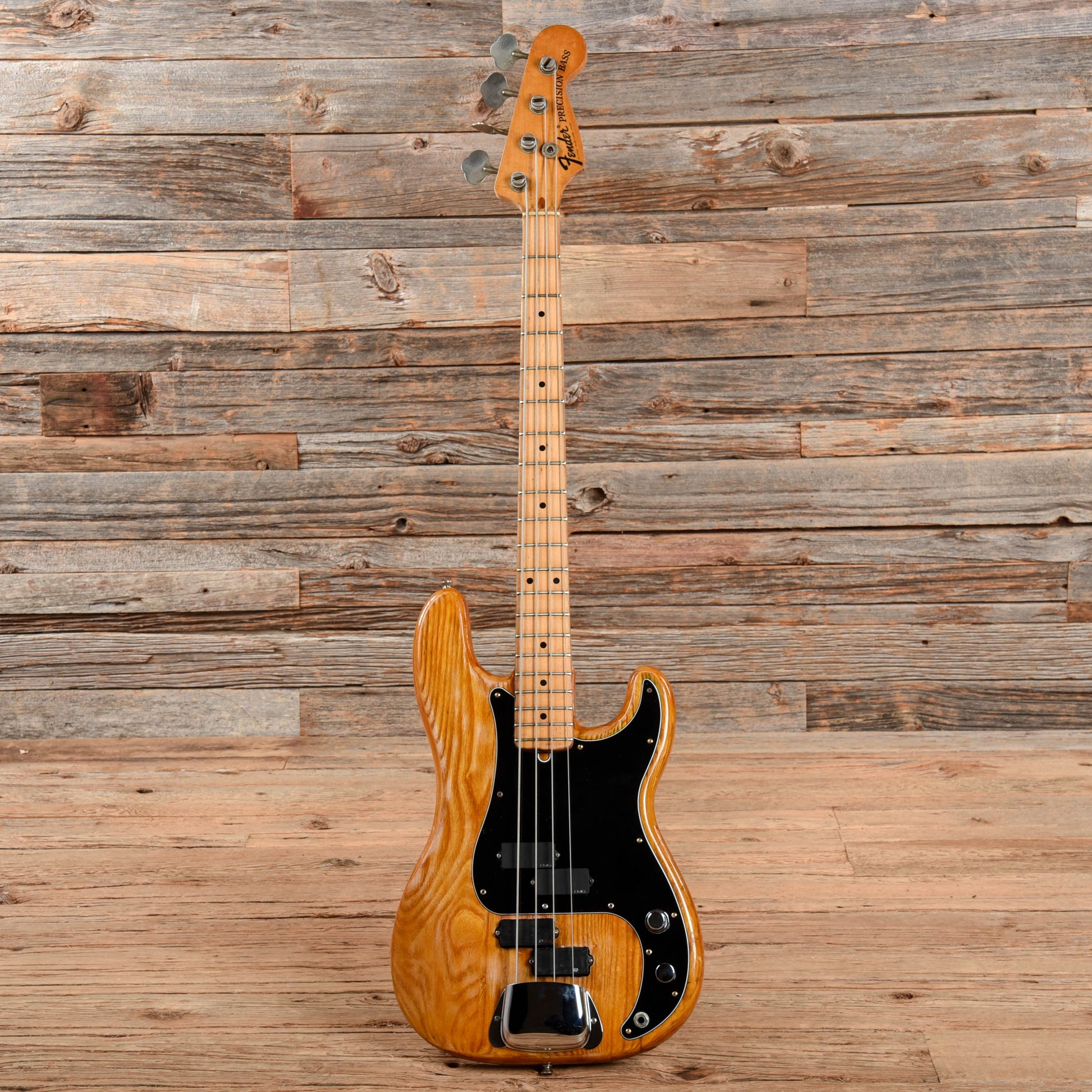 Fender Precision Bass Natural Refin 1976 Bass Guitars / 4-String