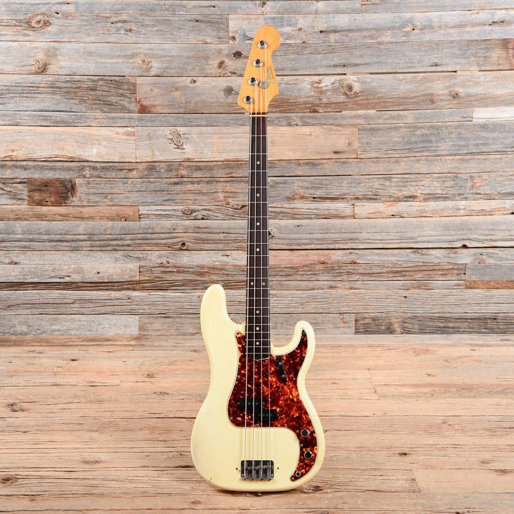 Fender Precision Bass Olympic White 1966 Bass Guitars / 4-String
