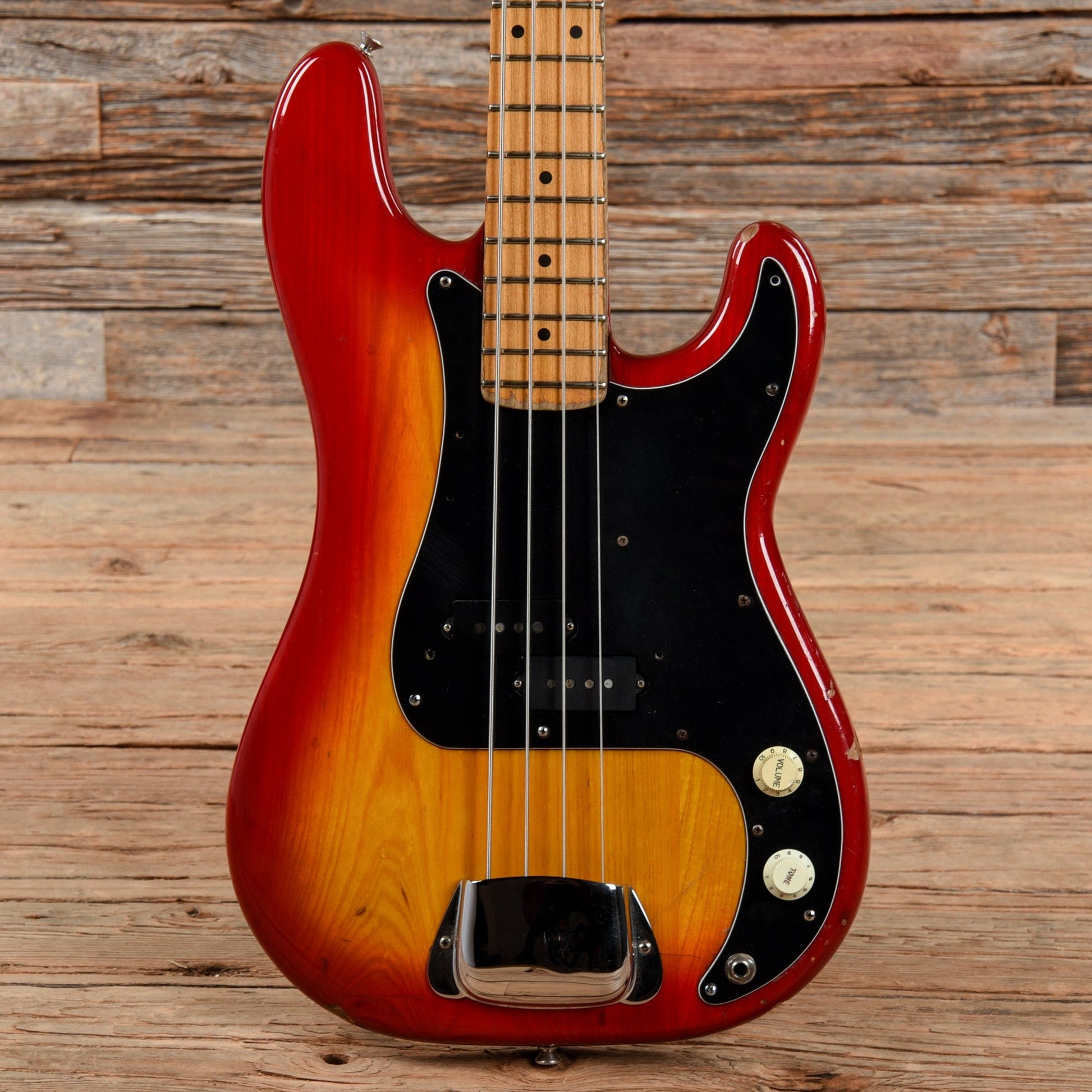 Fender Precision Bass Sienna Sunburst 1980 Bass Guitars / 4-String