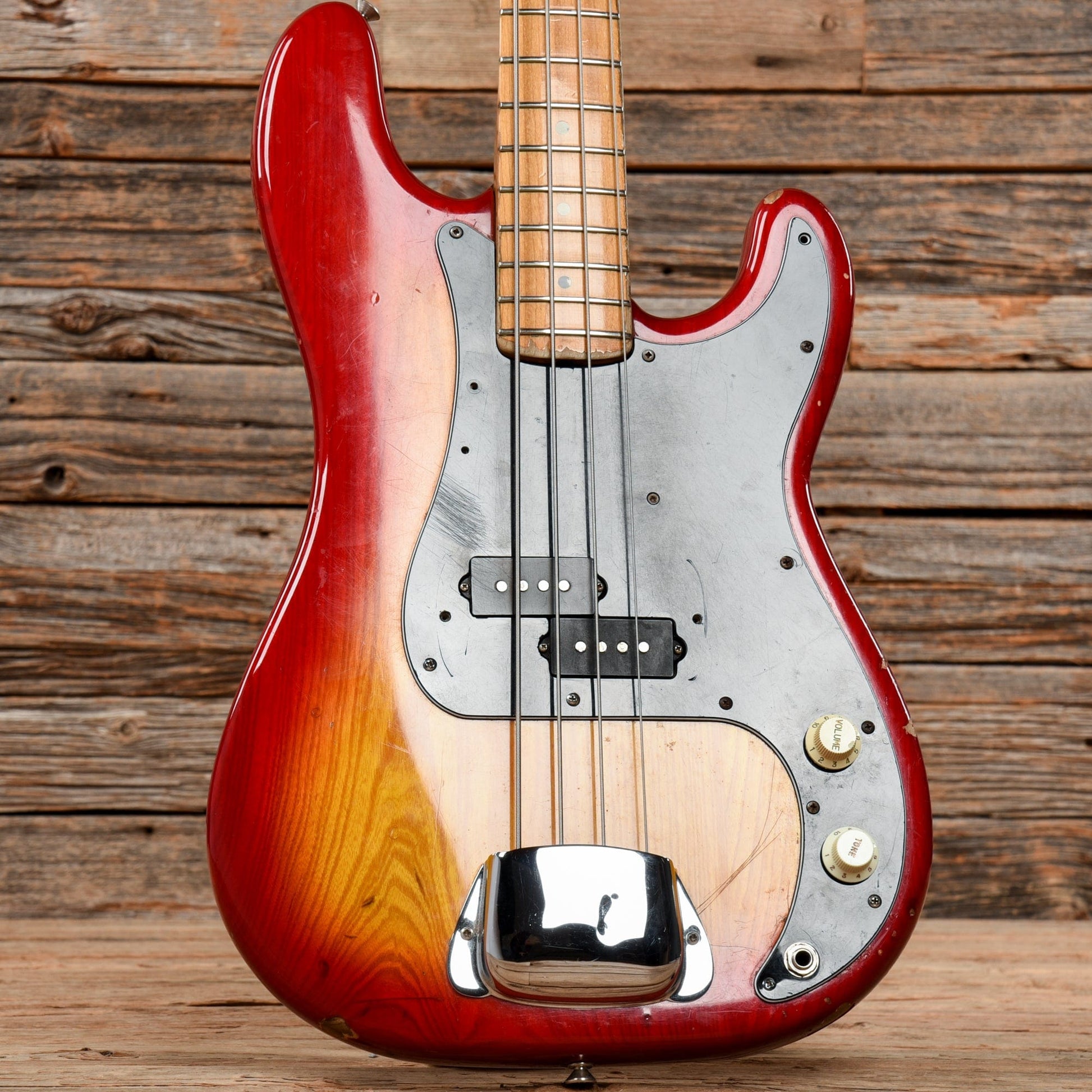 Fender Precision Bass Sienna Sunburst 1980 Bass Guitars / 4-String