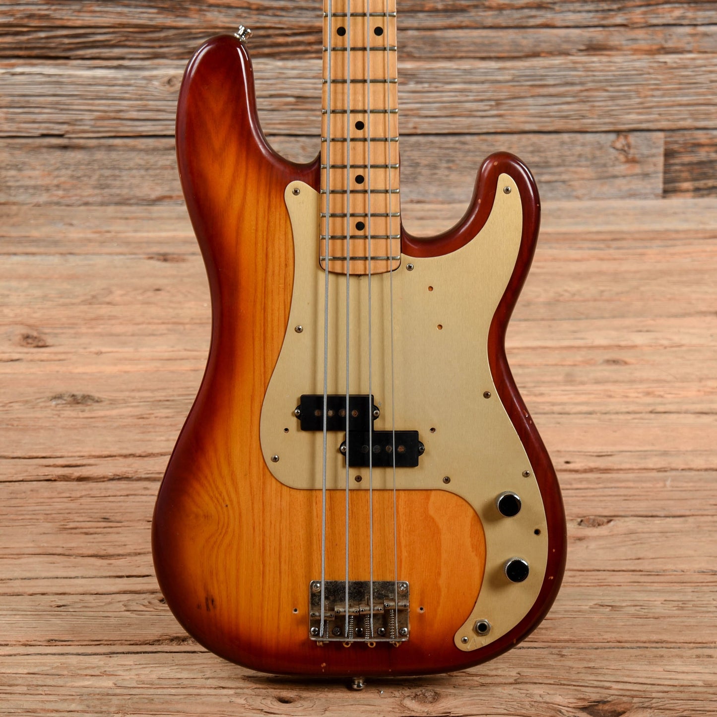 Fender Precision Bass Sienna Sunburst 1980 Bass Guitars / 4-String