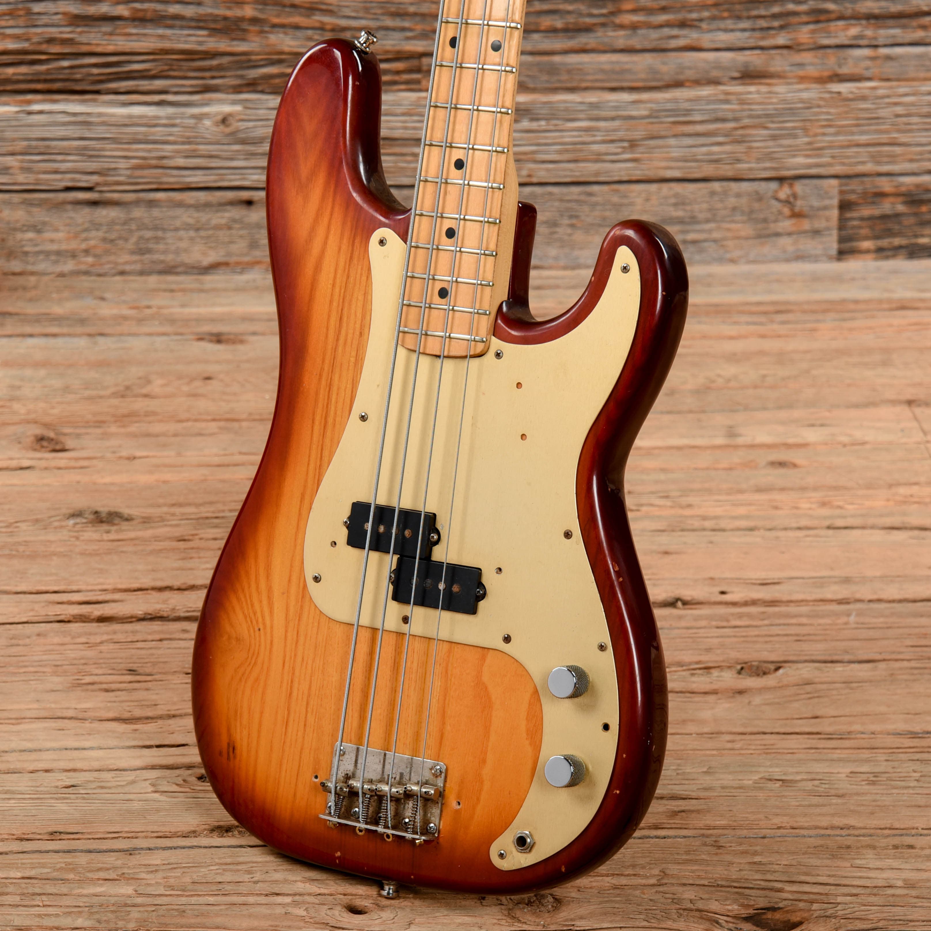 Fender Precision Bass Sienna Sunburst 1980 Bass Guitars / 4-String