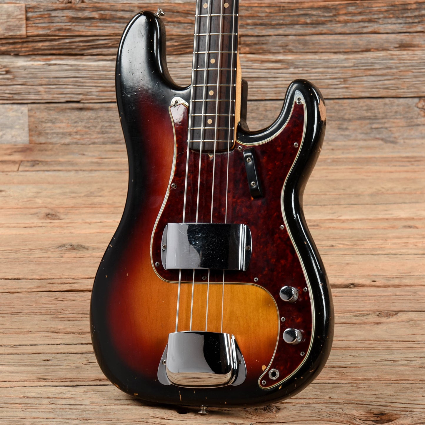 Fender Precision Bass Sunburst 1964 Bass Guitars / 4-String