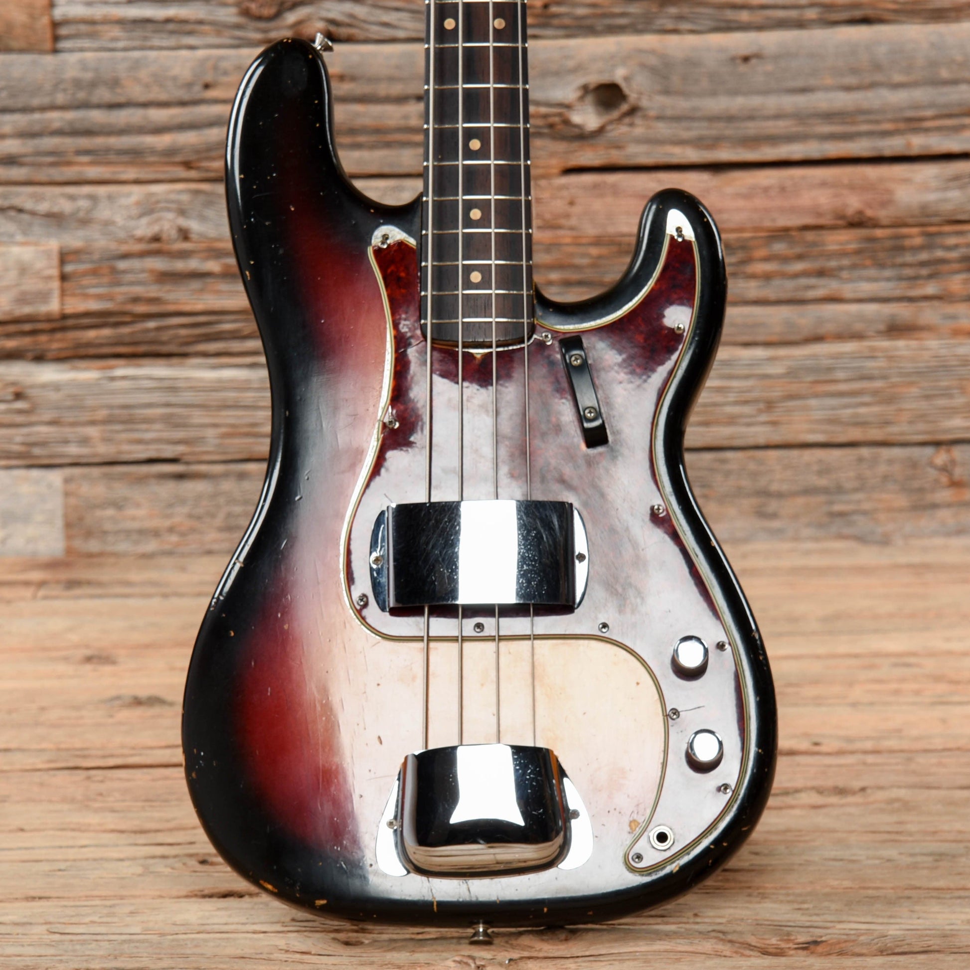 Fender Precision Bass Sunburst 1964 Bass Guitars / 4-String