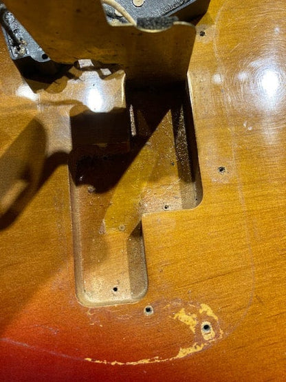 Fender Precision Bass Sunburst 1964 Bass Guitars / 4-String