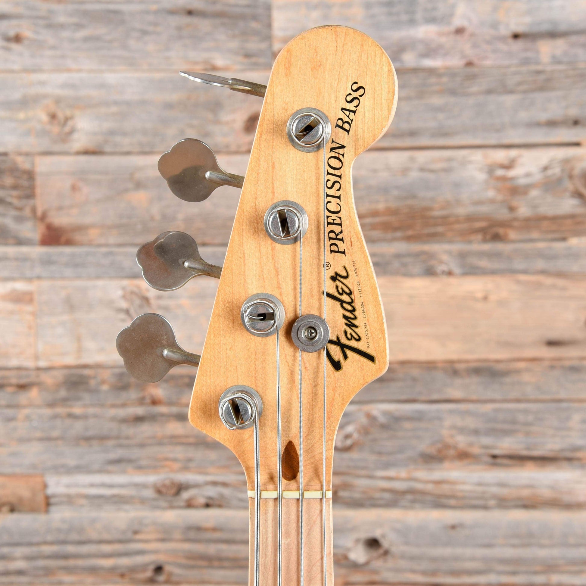 Fender Precision Bass Sunburst 1974 Bass Guitars / 4-String