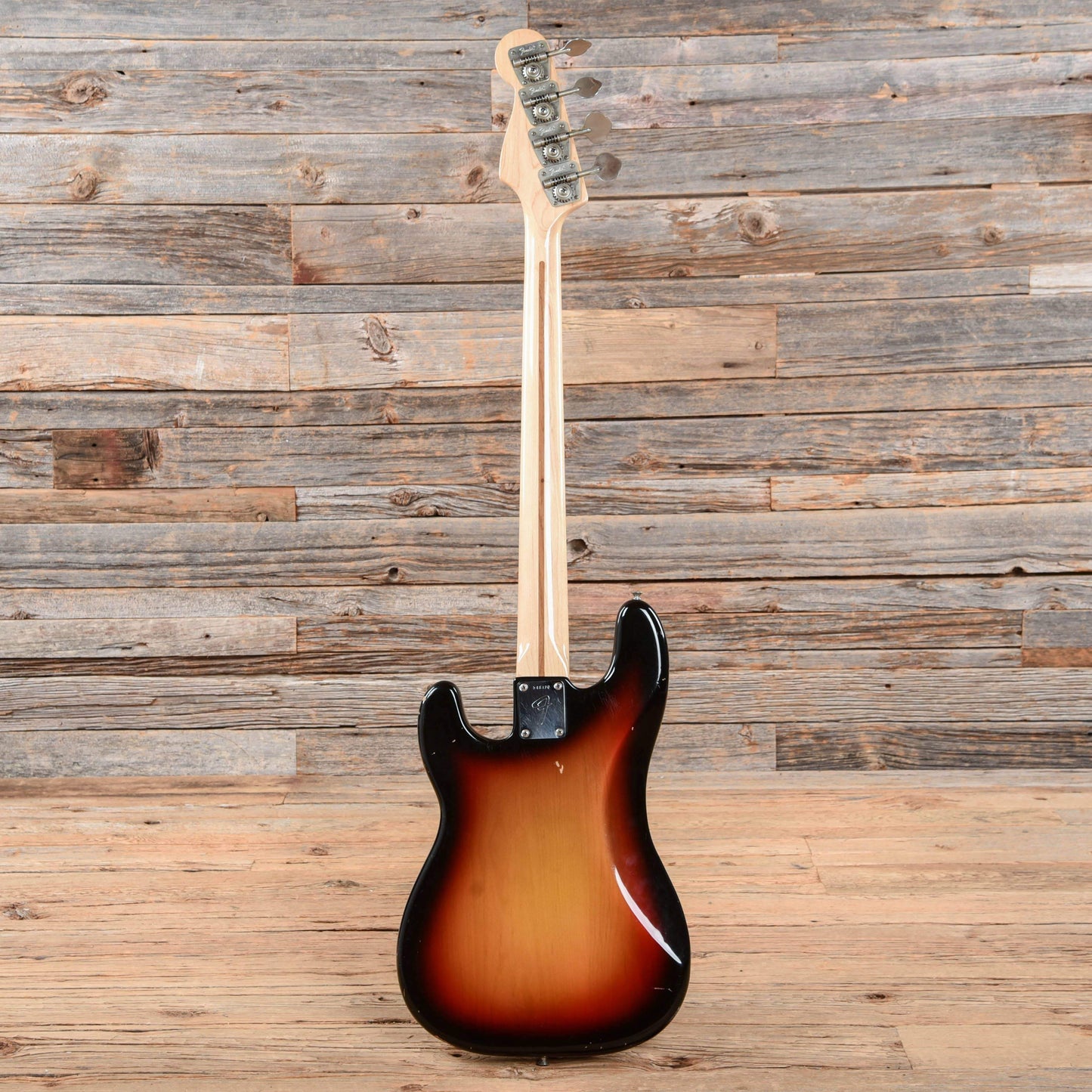 Fender Precision Bass Sunburst 1974 Bass Guitars / 4-String