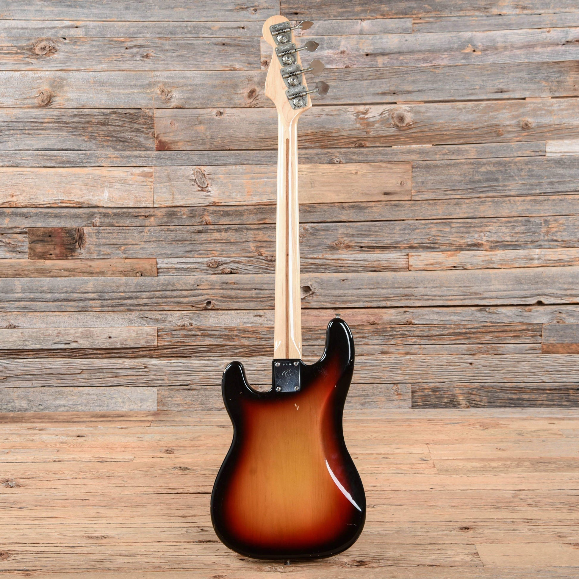 Fender Precision Bass Sunburst 1974 Bass Guitars / 4-String