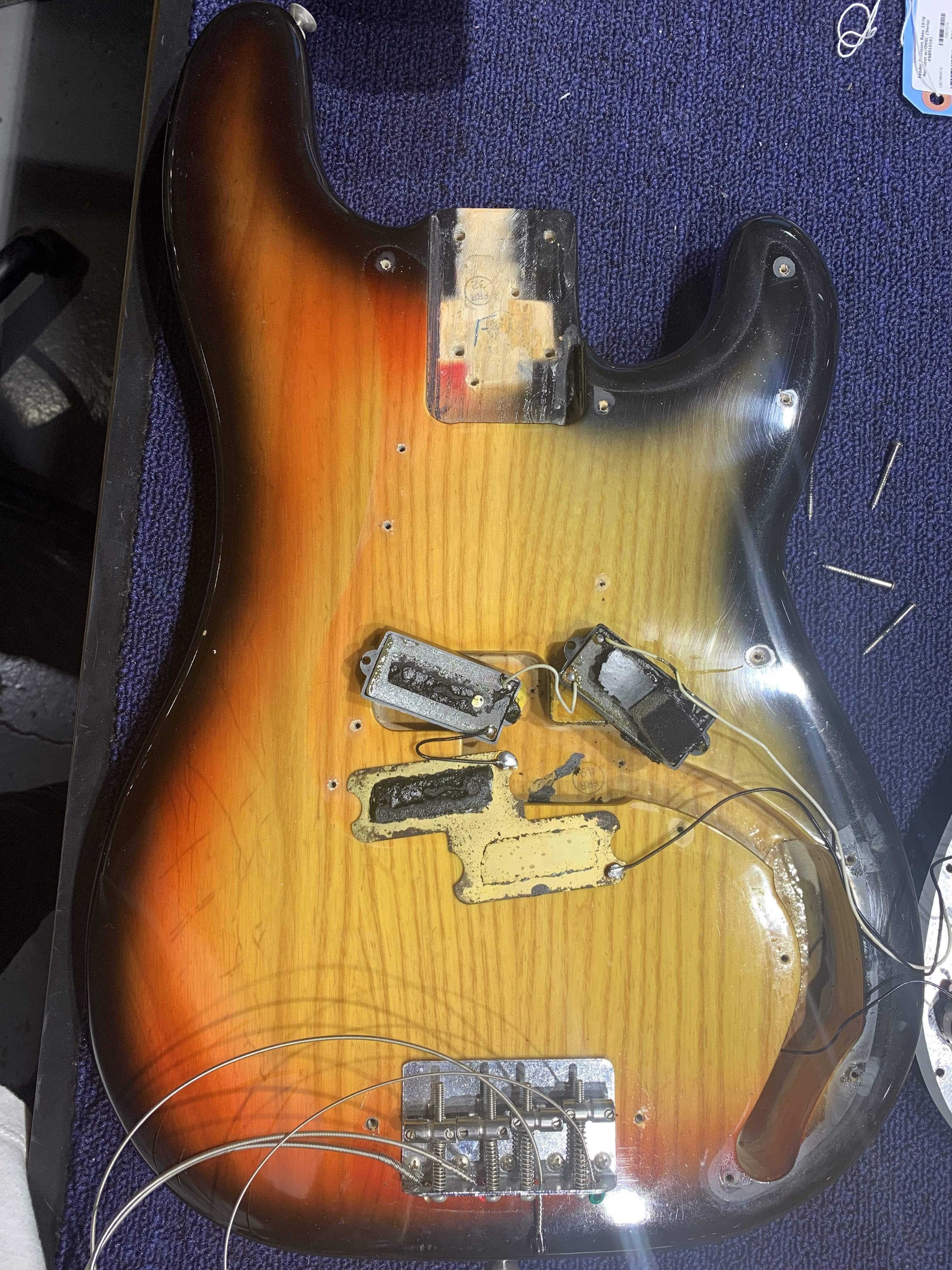 Fender Precision Bass サンバースト 4弦 1971 Fender Precision Bass, Sunburst – Andy Baxter Bass & Guitars