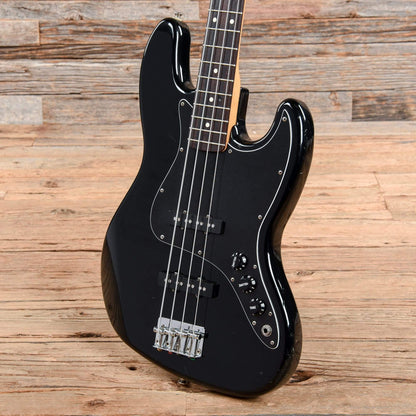 Fender Standard Jazz Bass Black 1995 Bass Guitars / 4-String