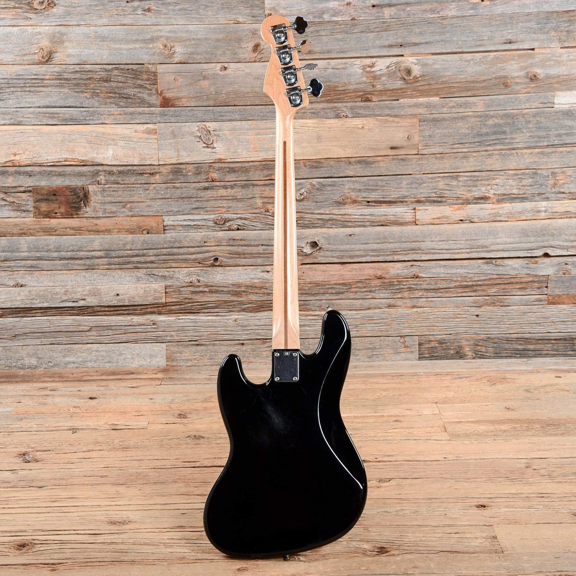 Fender Standard Jazz Bass Black 2001 Bass Guitars / 4-String
