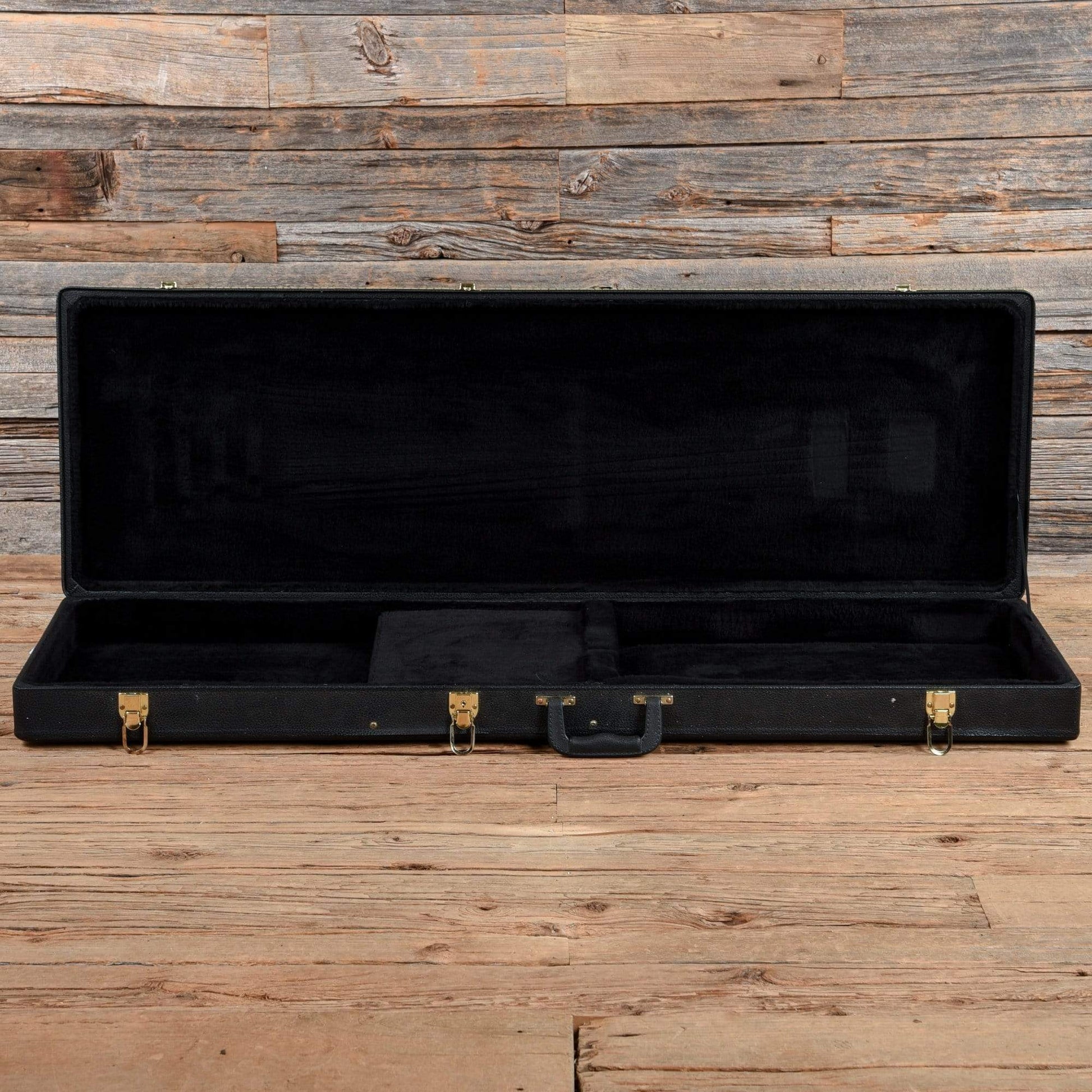 Fender Standard Jazz Bass Black 2001 Bass Guitars / 4-String