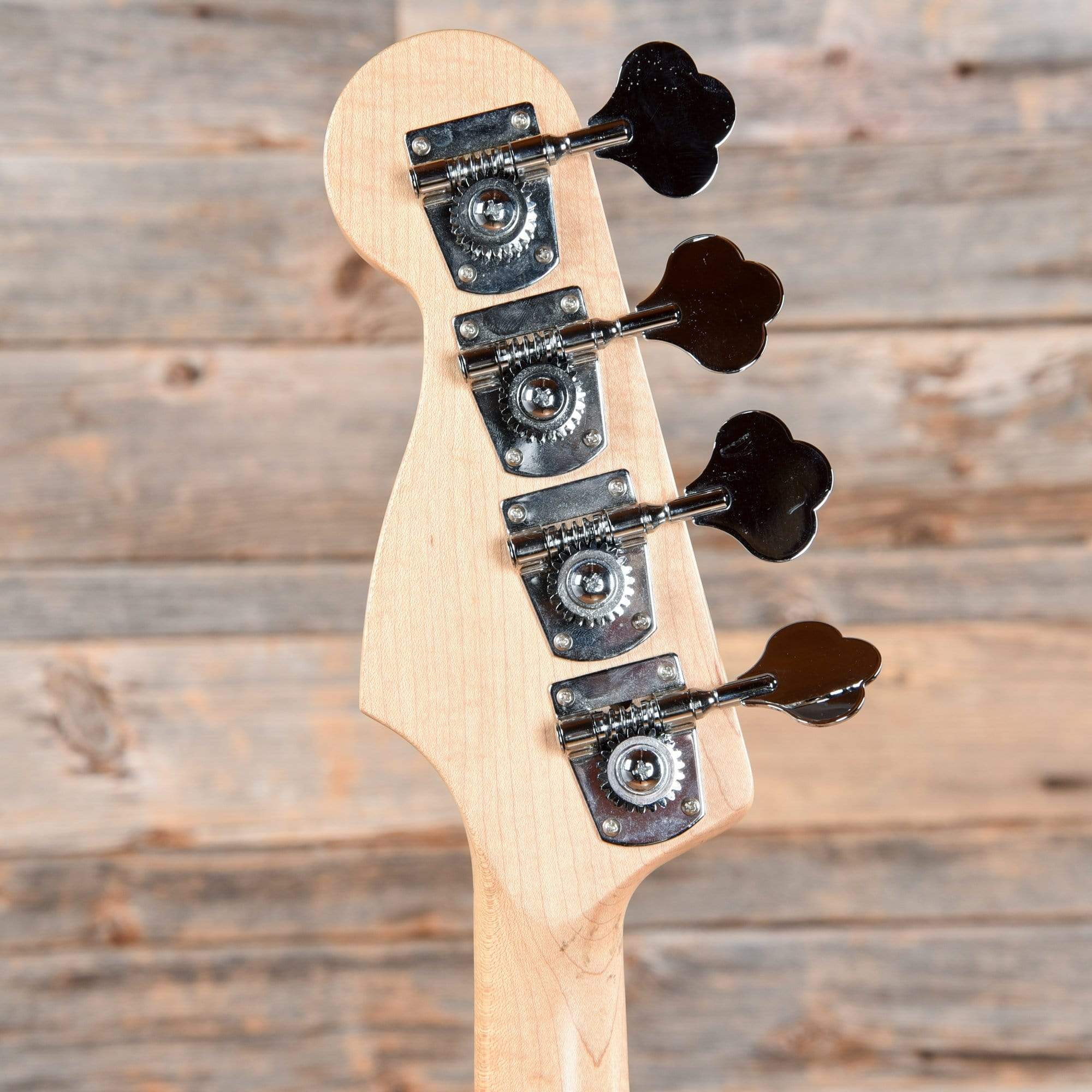 Fender Standard Jazz Bass Black 2001 – Chicago Music Exchange