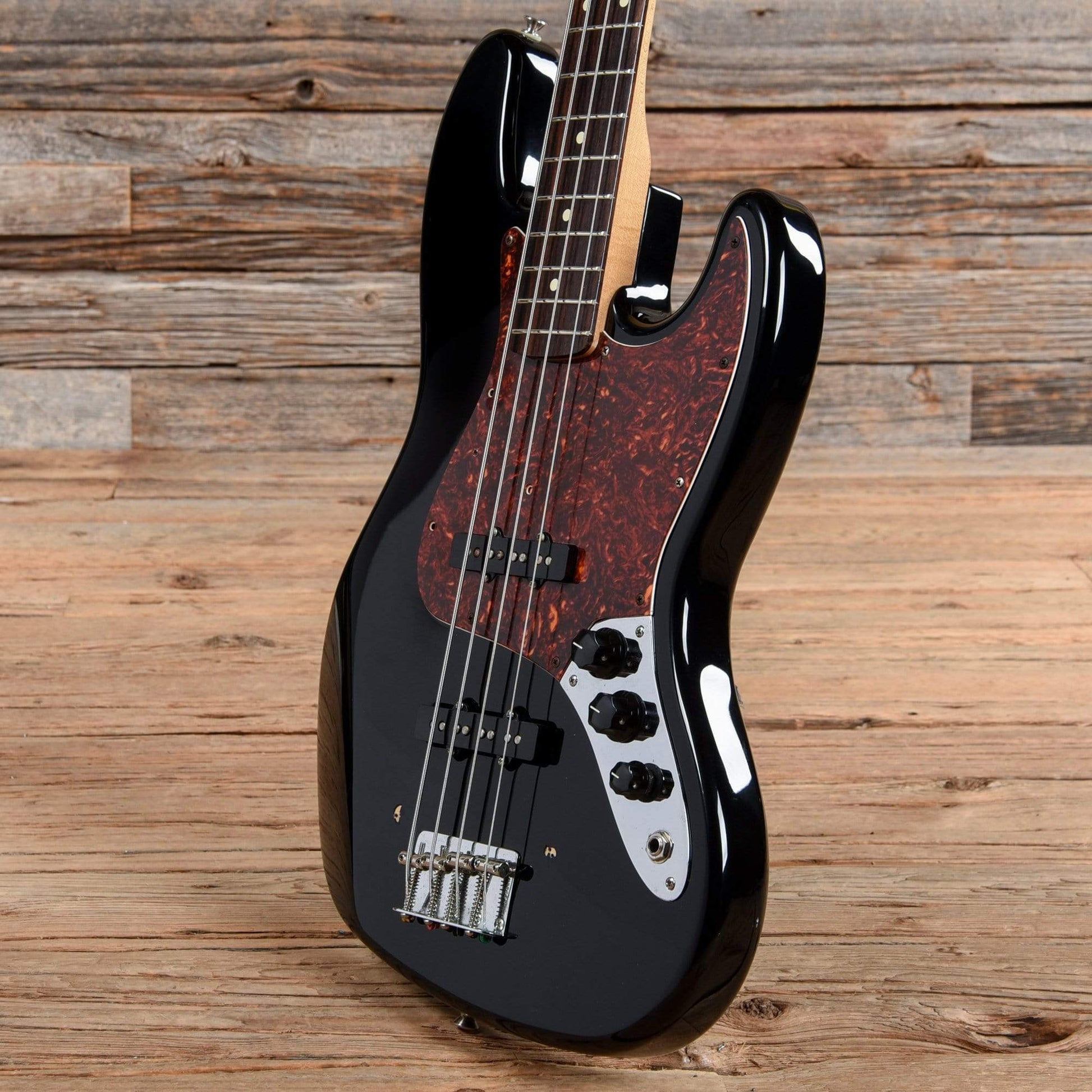 Fender Standard Jazz Bass Black 2001 Bass Guitars / 4-String