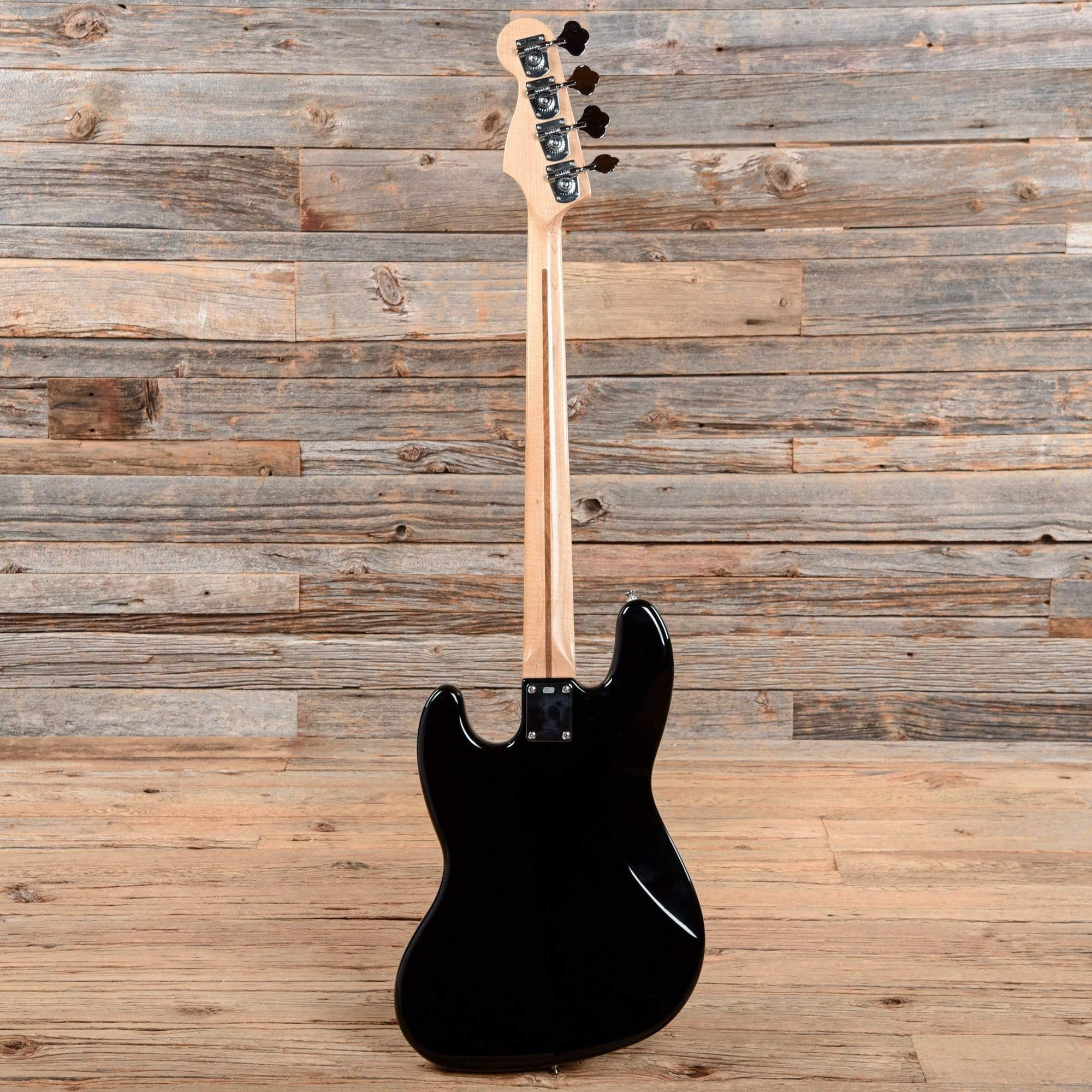 Fender Standard Jazz Bass Black 2001 Bass Guitars / 4-String