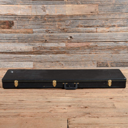 Fender Standard Jazz Bass Black 2001 Bass Guitars / 4-String