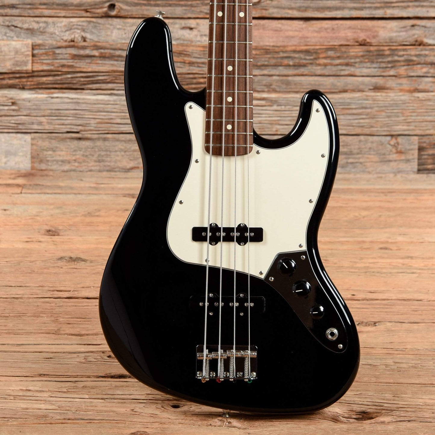 Fender Standard Jazz Bass Black 2004 Bass Guitars / 4-String