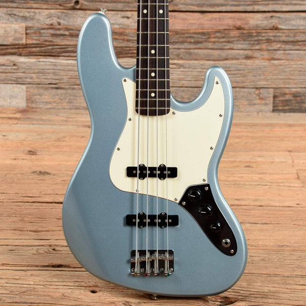 fender-bass-guitars-4-string-