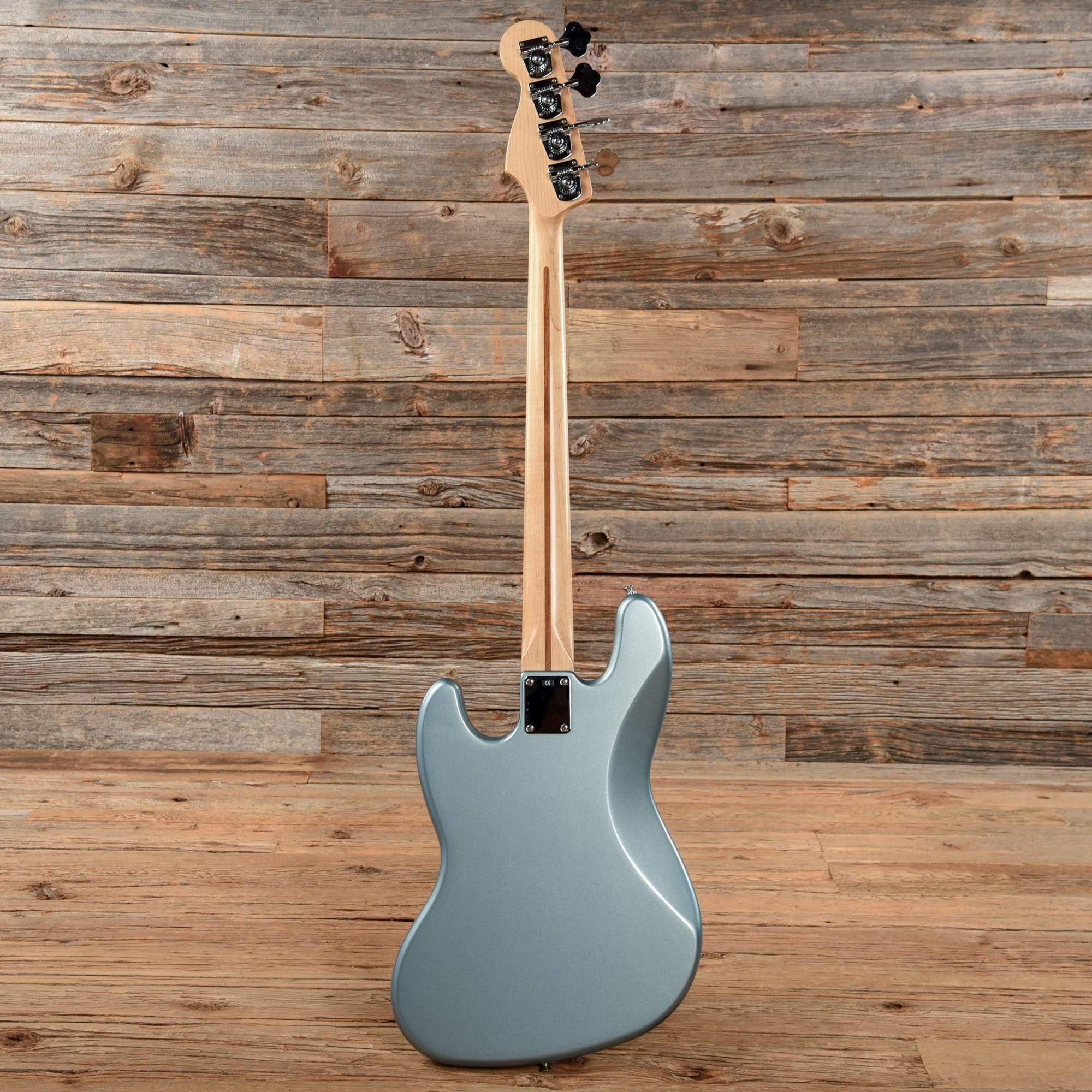 Fender Standard Jazz Bass Blue Agave 2004 – Chicago Music Exchange