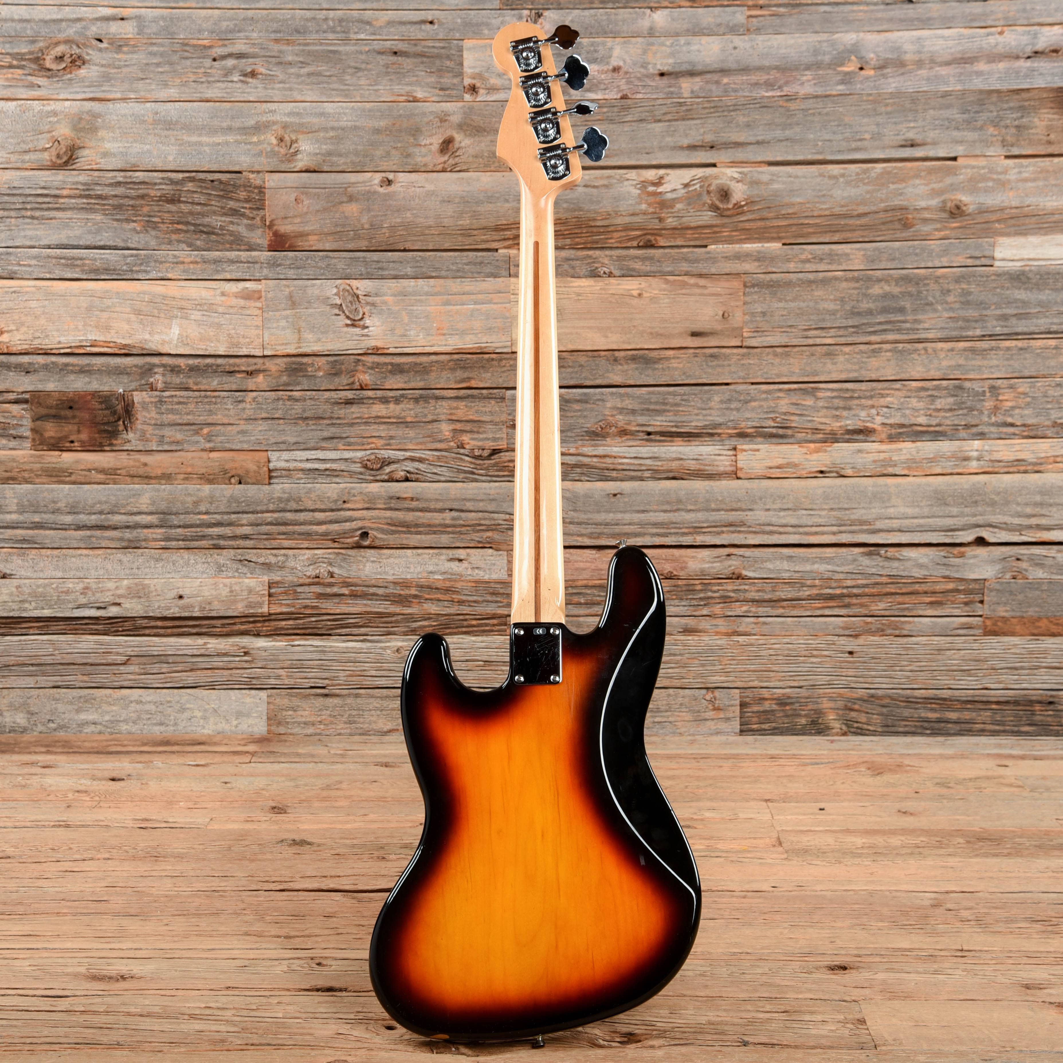 Fender Standard Jazz Bass Brown Sunburst 2005 – Chicago Music Exchange