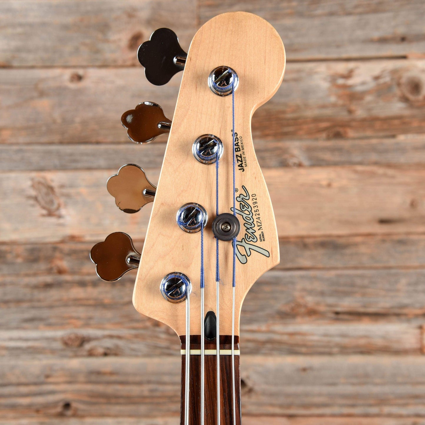 Fender Standard Jazz Bass Brown Sunburst 2005 Bass Guitars / 4-String