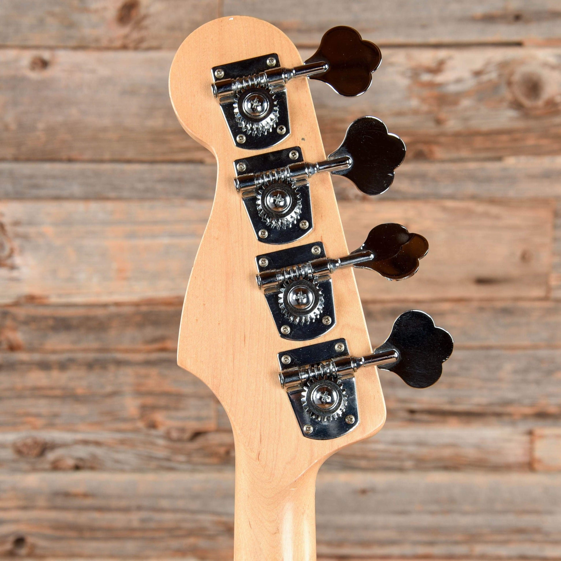 Fender Standard Jazz Bass Brown Sunburst 2005 Bass Guitars / 4-String