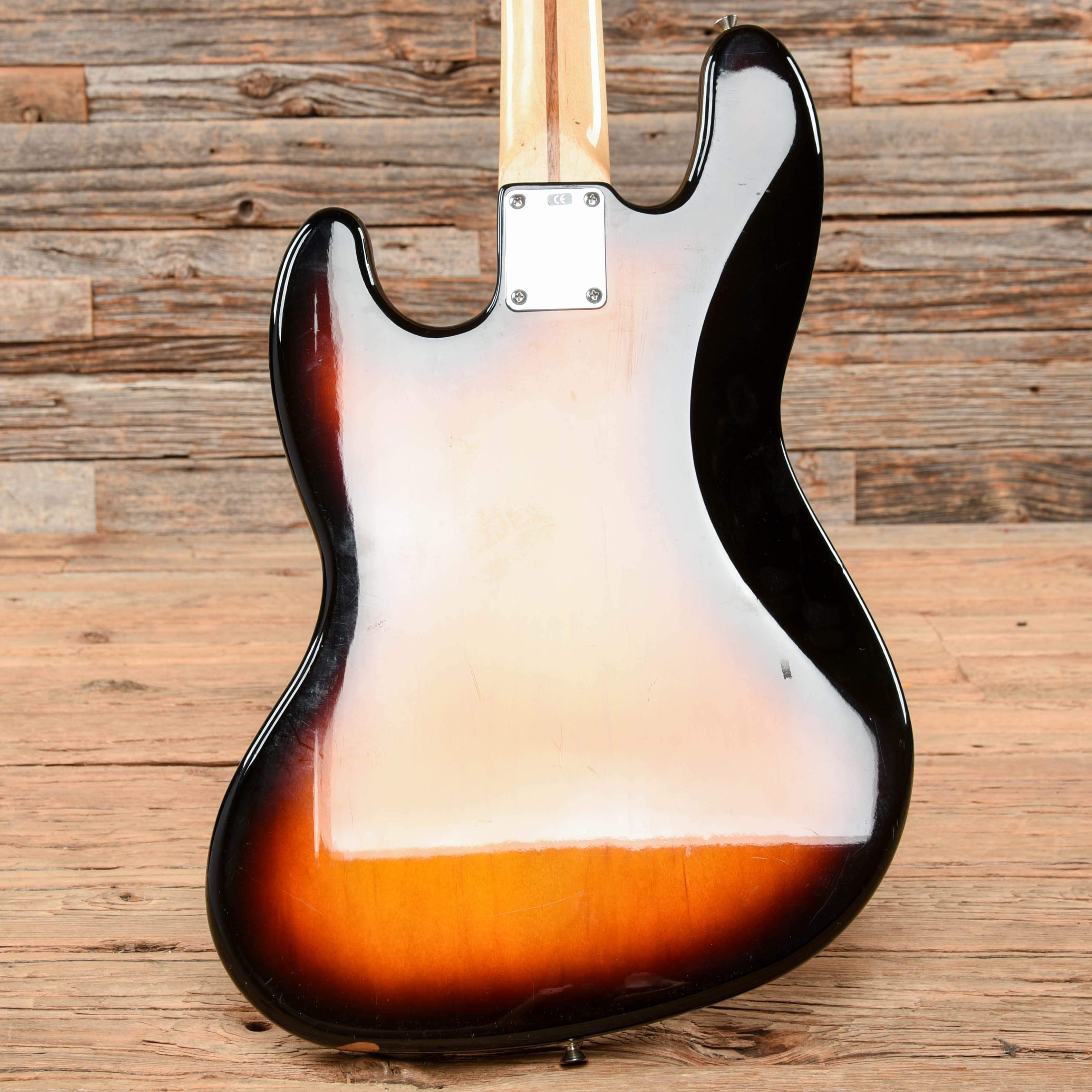 Fender Standard Jazz Bass Brown Sunburst 2005 – Chicago Music Exchange