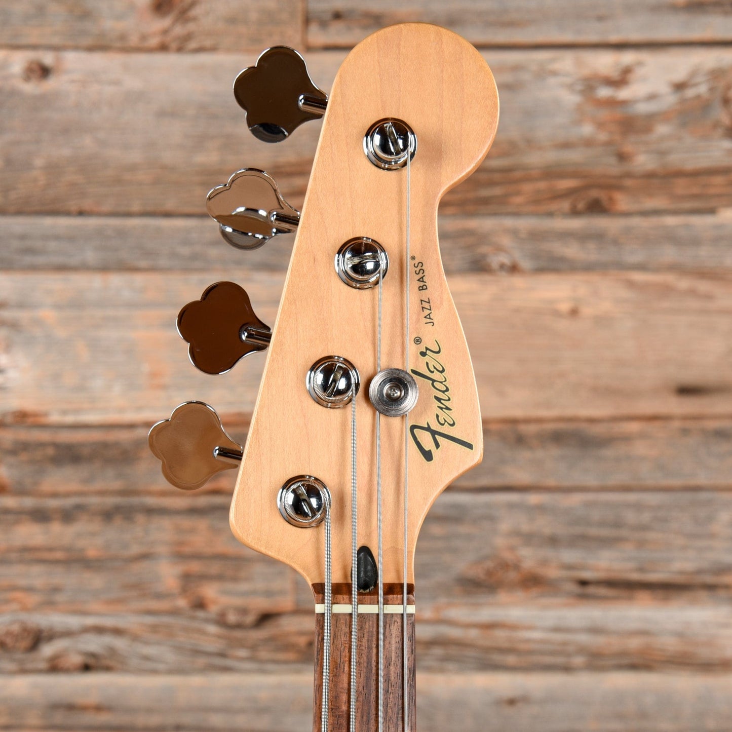 Fender Standard Jazz Bass Candy Apple Red 2009 Bass Guitars / 4-String