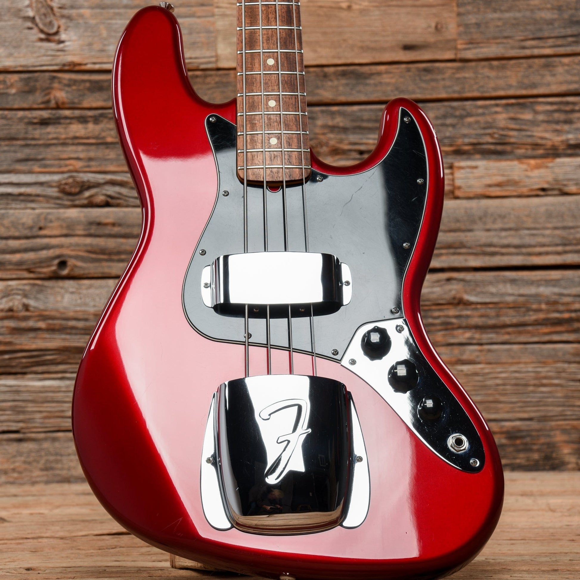 Fender Standard Jazz Bass Candy Apple Red 2009 Bass Guitars / 4-String